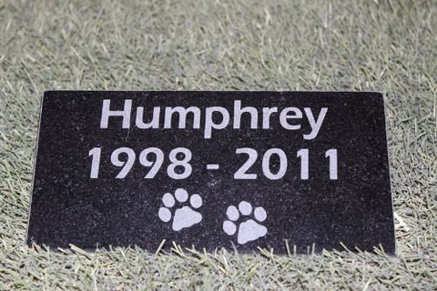 Granite Pet Memorial with Name and Years  4 inches x 8 Inches